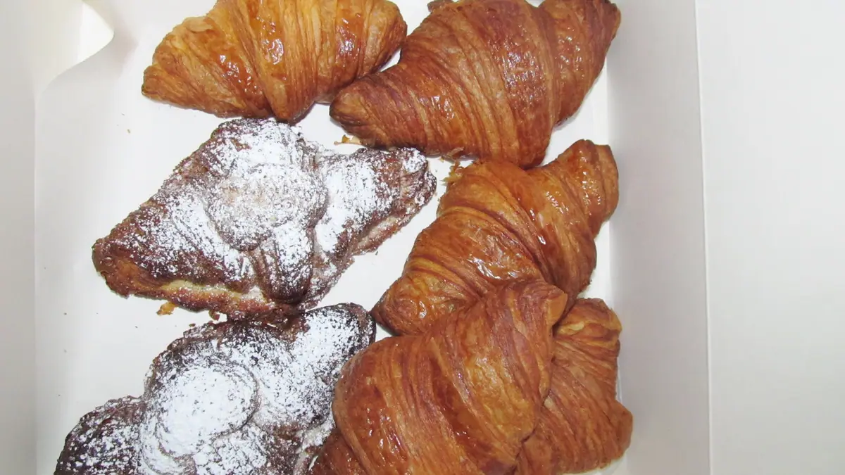 Crown Coffee House & Patisserie – patisserie in Halifax town centre